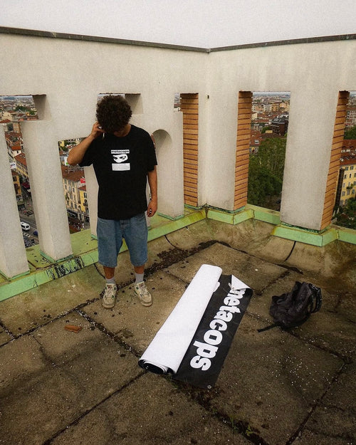 box logo metacops
